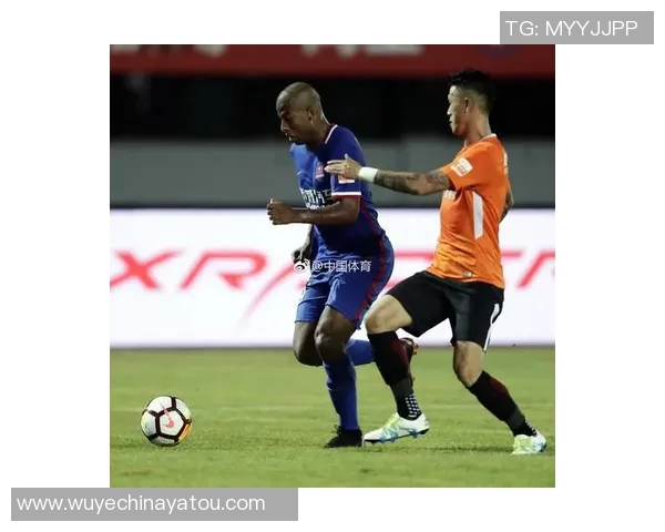 重庆足球队与北京足球队赛后分析：力量对决的精彩瞬间与战术启示